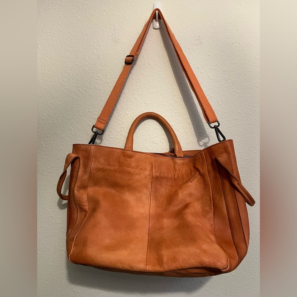 Free People Leslie Leather Tote in Tiger Red - Picture 2 of 10